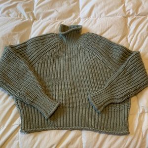 Chunky Knit Cropped Sweater